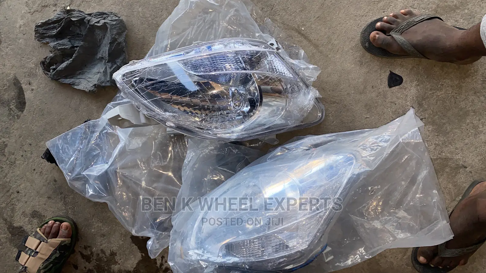 Toyota Belta Headlight 2008-12