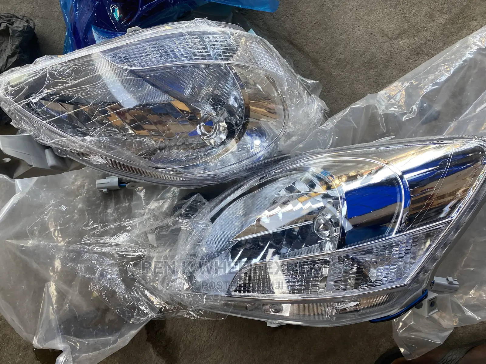 Toyota Belta Headlight 2008-12