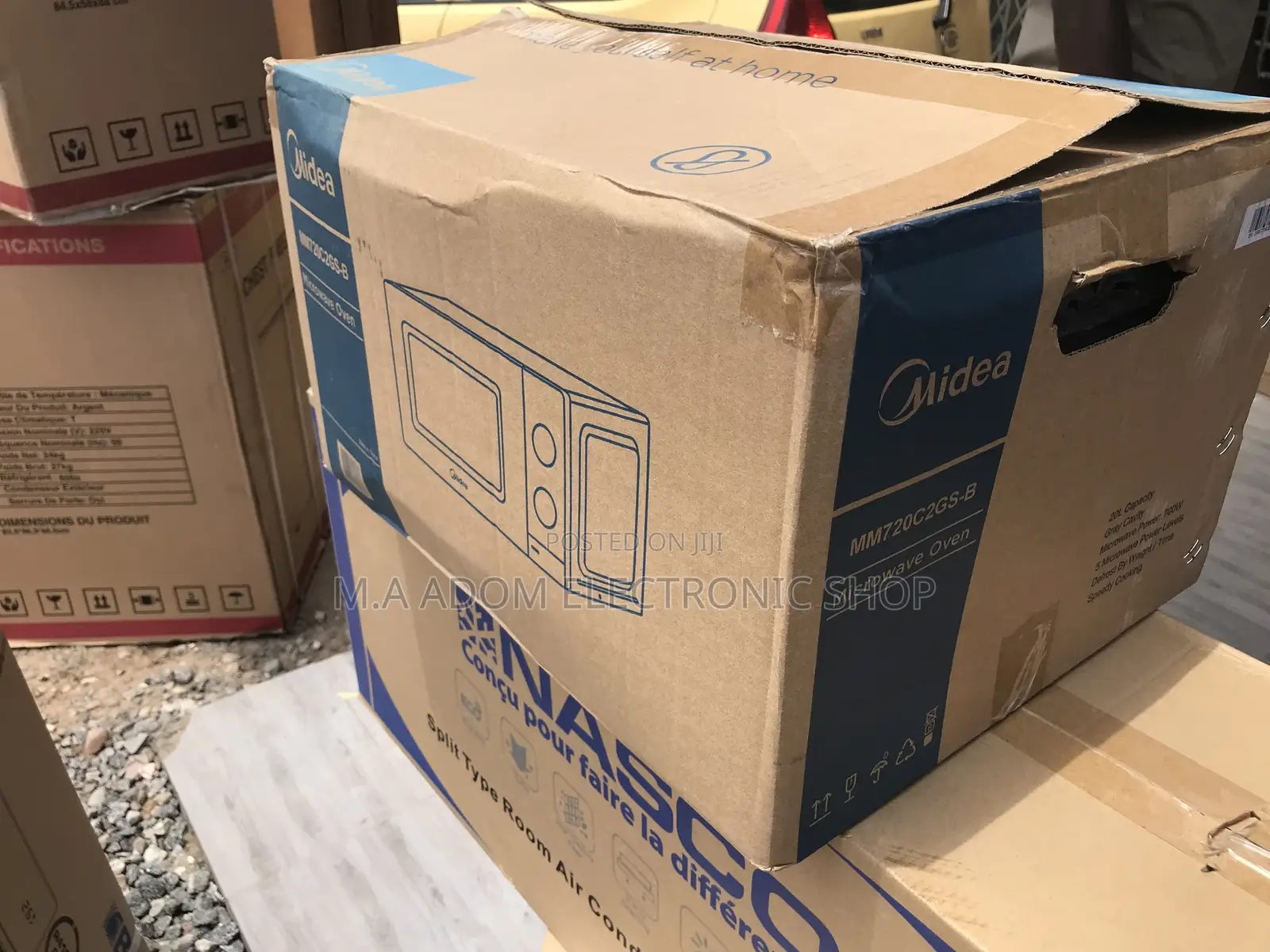 Get Midea Mm720c2gs-B 20ltr Solo Microwave