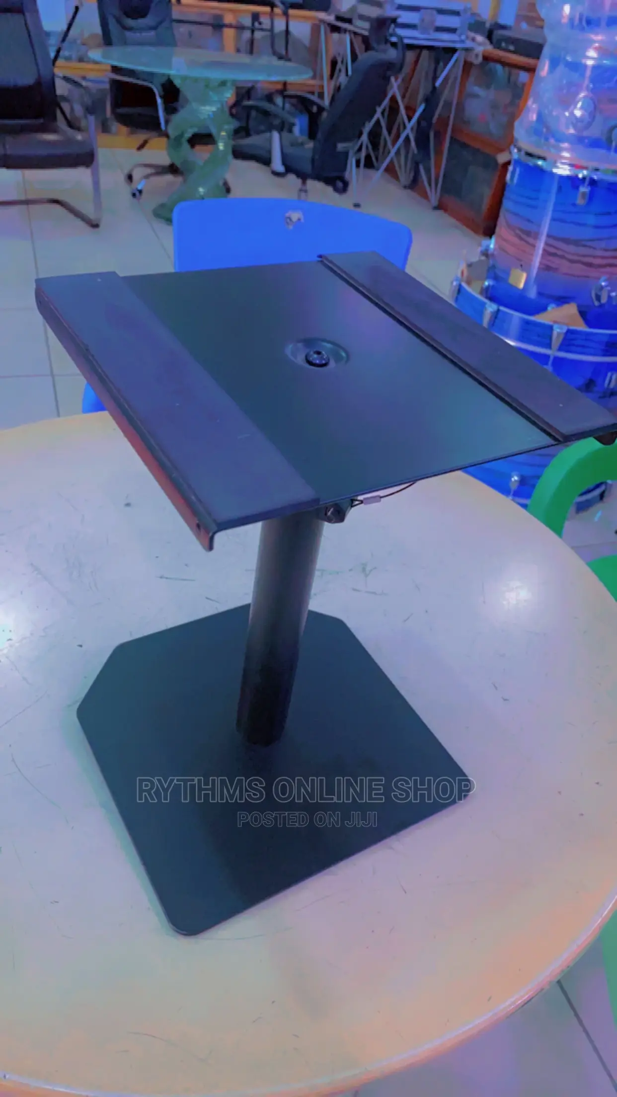 Studio Monitor Stand