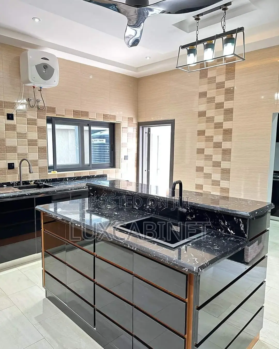 Modern Kitchen Cabinets