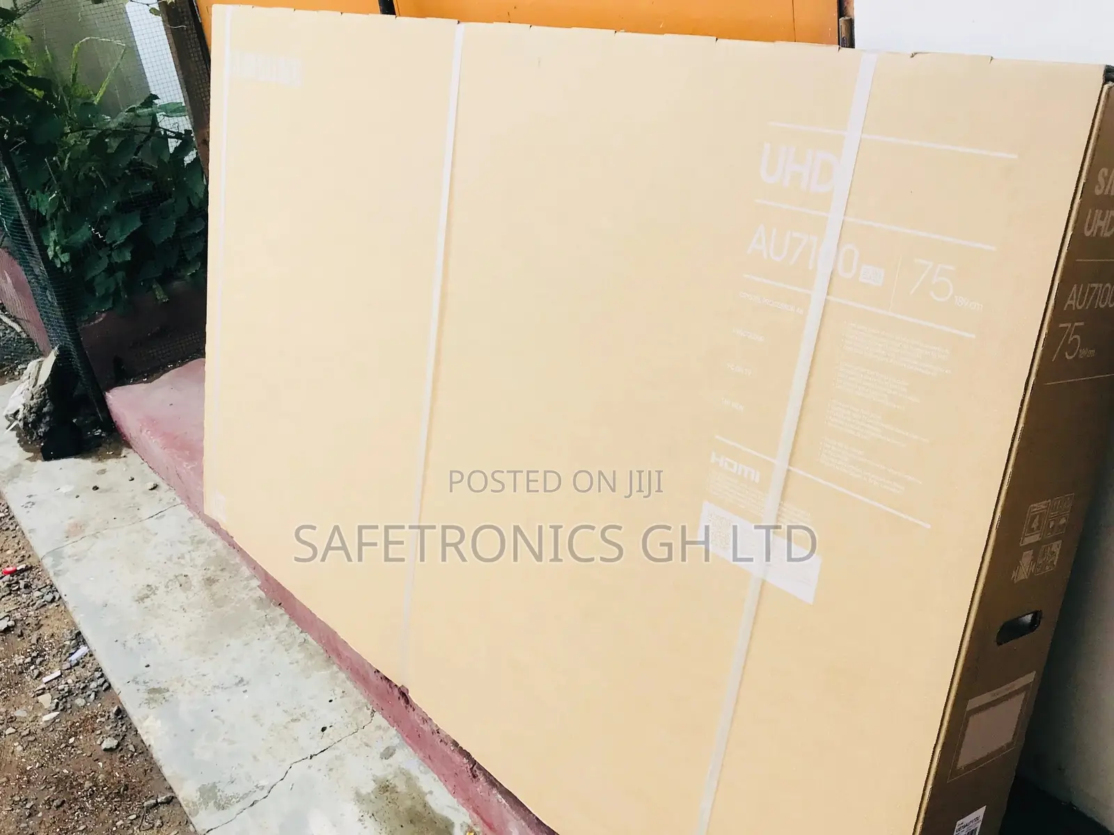 UHD Smart Samsung 75 Inches LED AU7172
