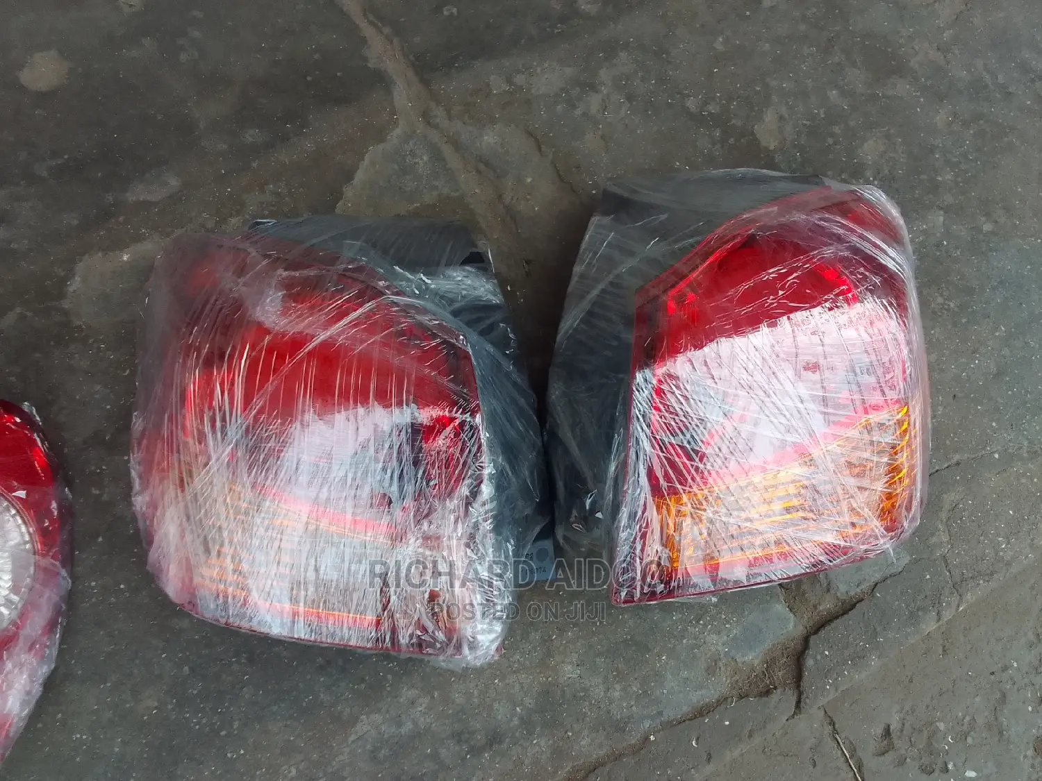 Mistubishi Outlander 2012/2016 Taillight Available