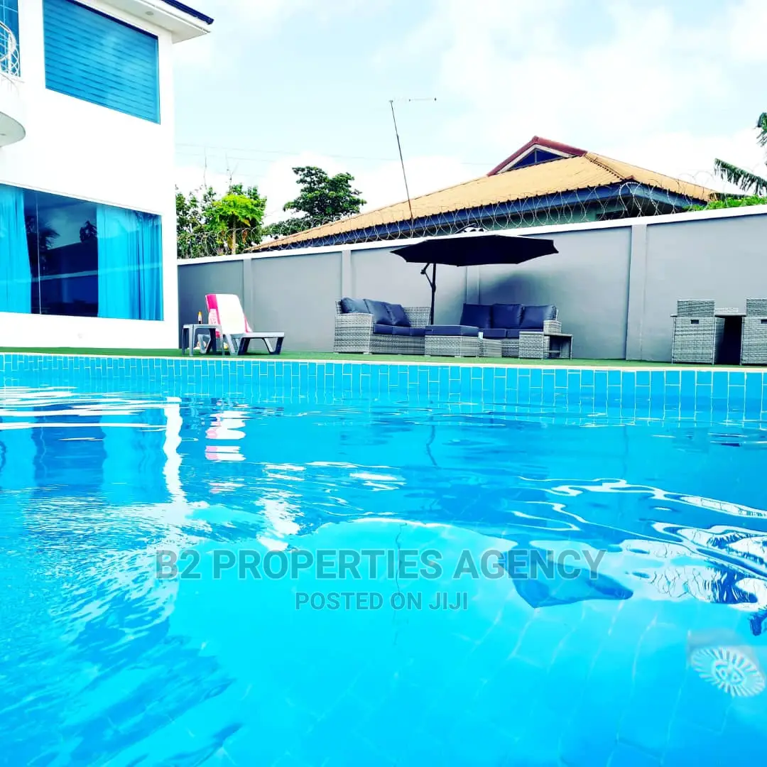 Furnished 5bdrm Duplex in B2Properties Agency, Kumasi Metropolitan