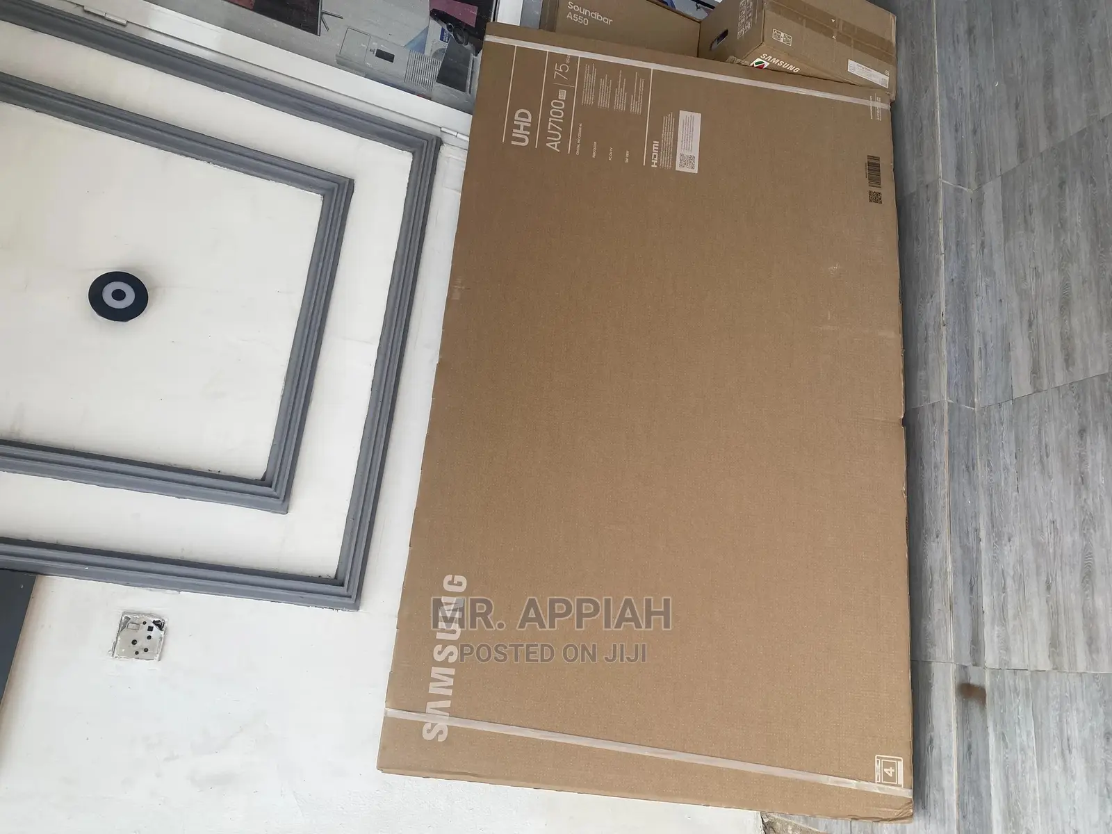 Most Affordable 75” Samsung Tv,75AU7172