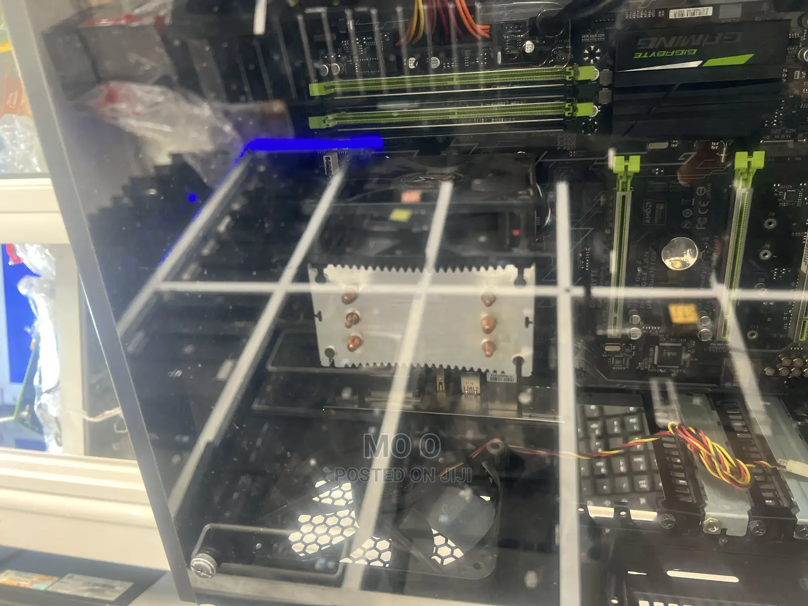 Gigabyte GA-H110MSTX-HD3-ZK 8GB Intel Core I7 SSD 256GB