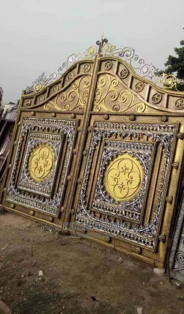Metal Gate Main Entrance Modern