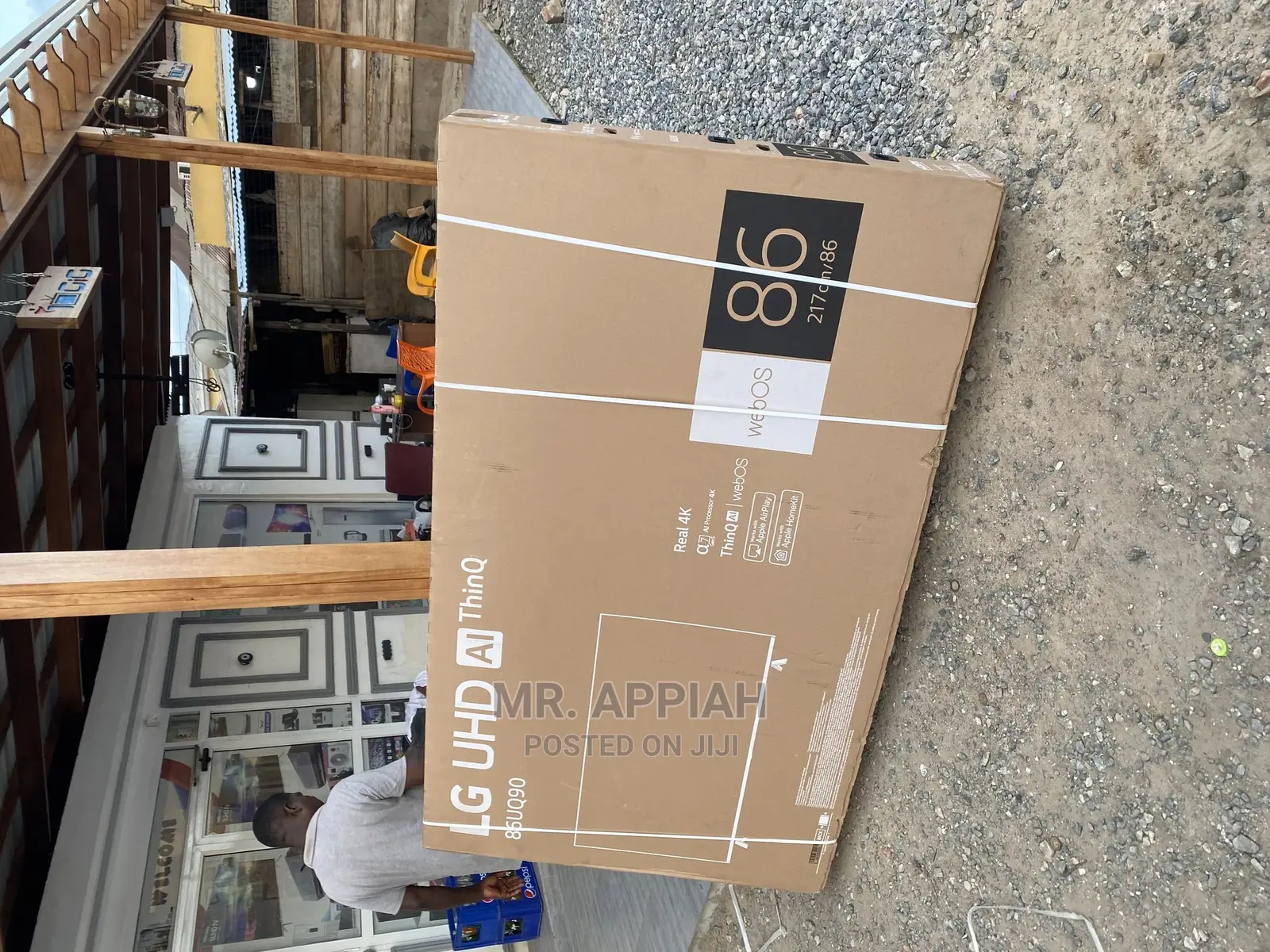 Quality LG UHD Tv With Freeview Play, Netflix, Disney.