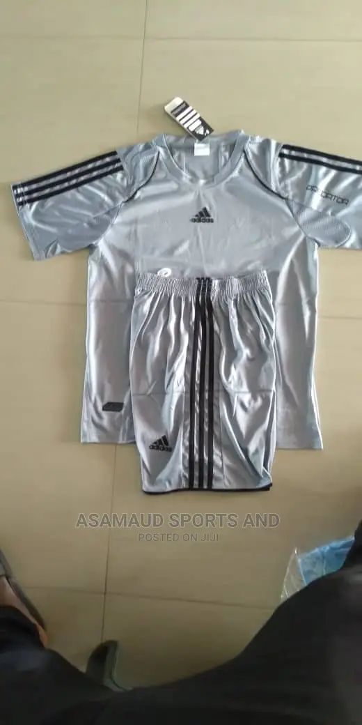 Original Set Of Jersey Top And Down At Cool Price