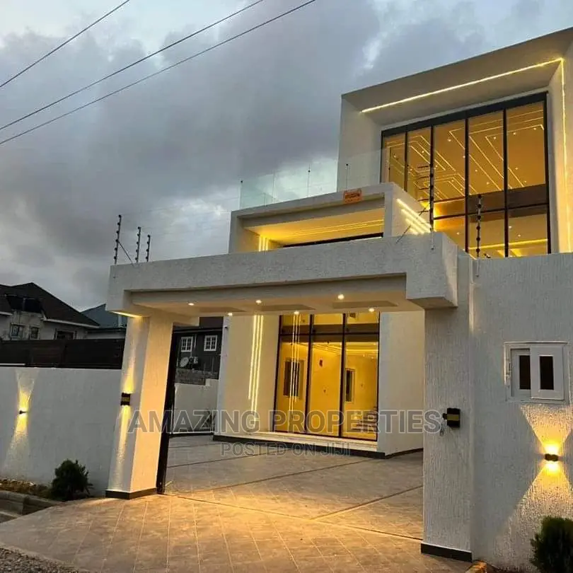 4bdrm House in East Legon for Sale