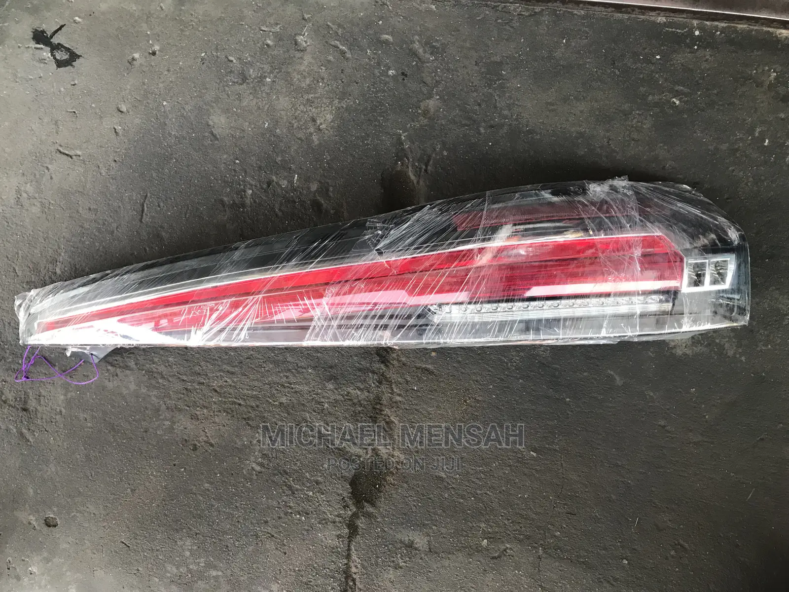 Escalade 2017 Tail Light