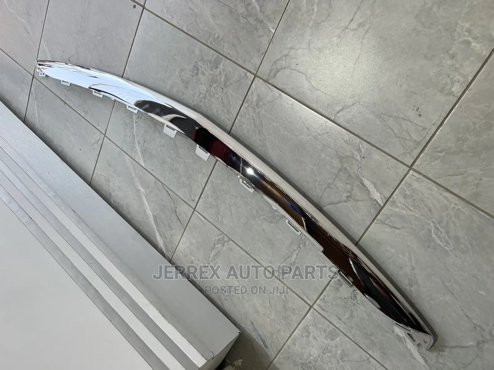 Mercedes Benz W213 E-Class Front Bumper Chrome Trim