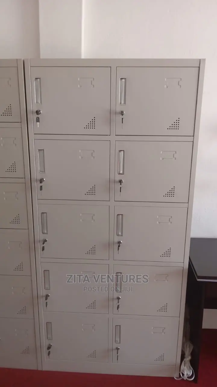 10 Doors Cabinet