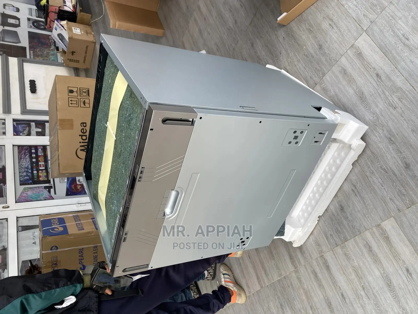 Making Dishes Shine Like New With Midea Dishwasher(WQP12-771