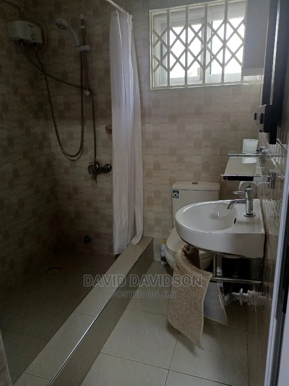 Furnished 2bdrm Apartment in 2 Bedroom Fully, Tema Metropolitan