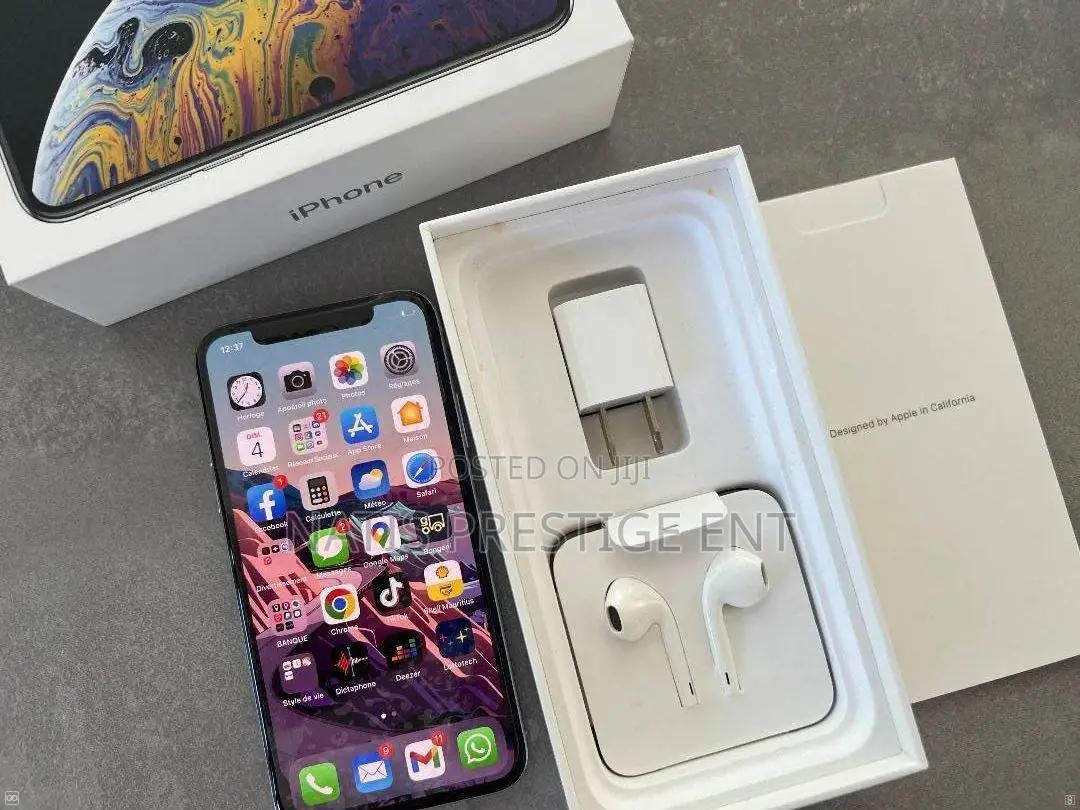 New Apple iPhone XR 128 GB Black