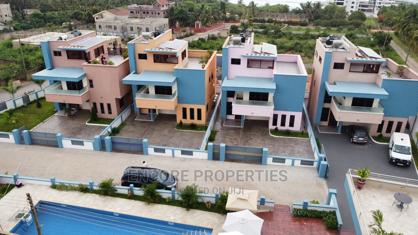 Furnished 4bdrm Townhouse / Terrace in Encore Properties, Kasoa