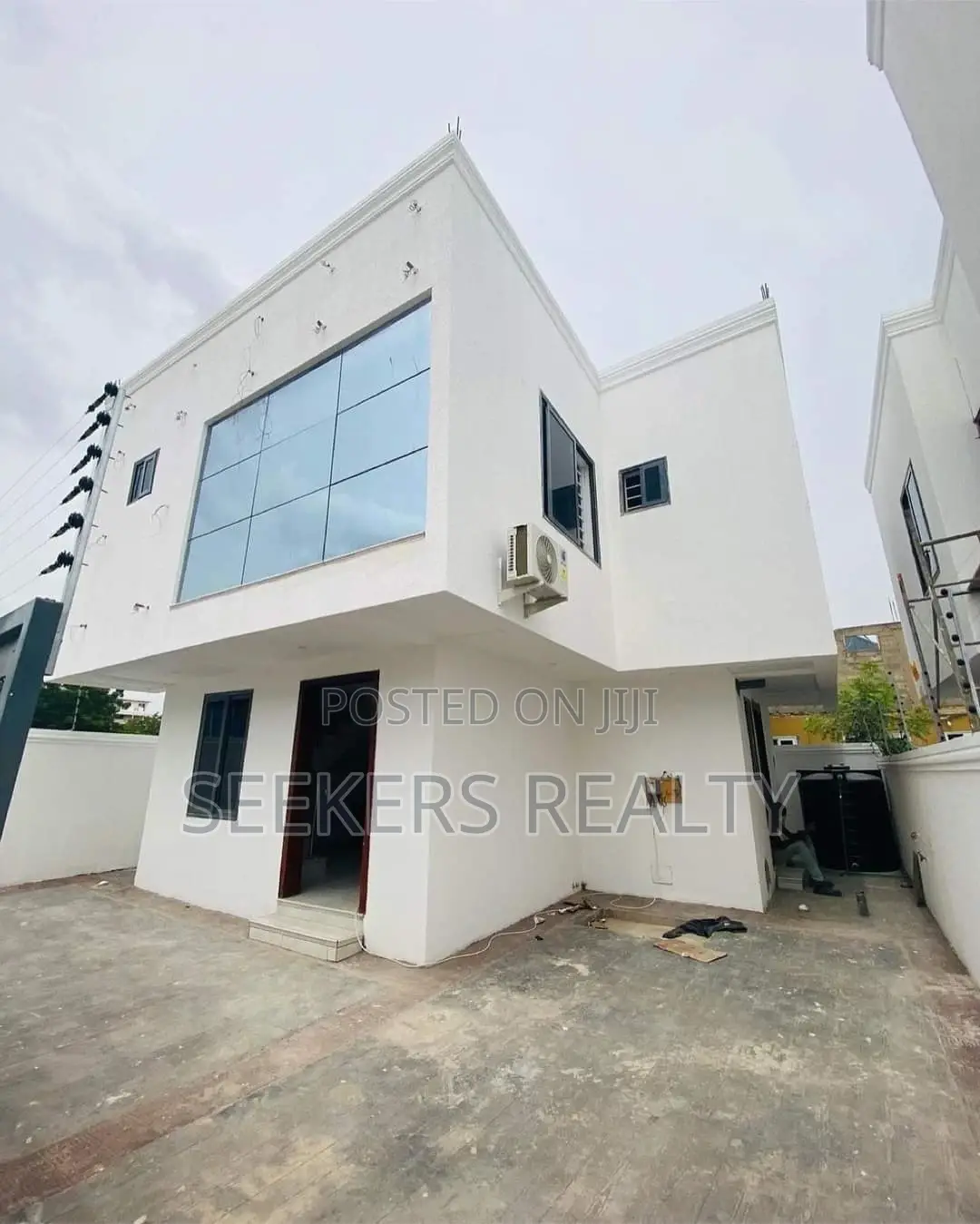 3bdrm House in Seekers Realty, East Legon for sale