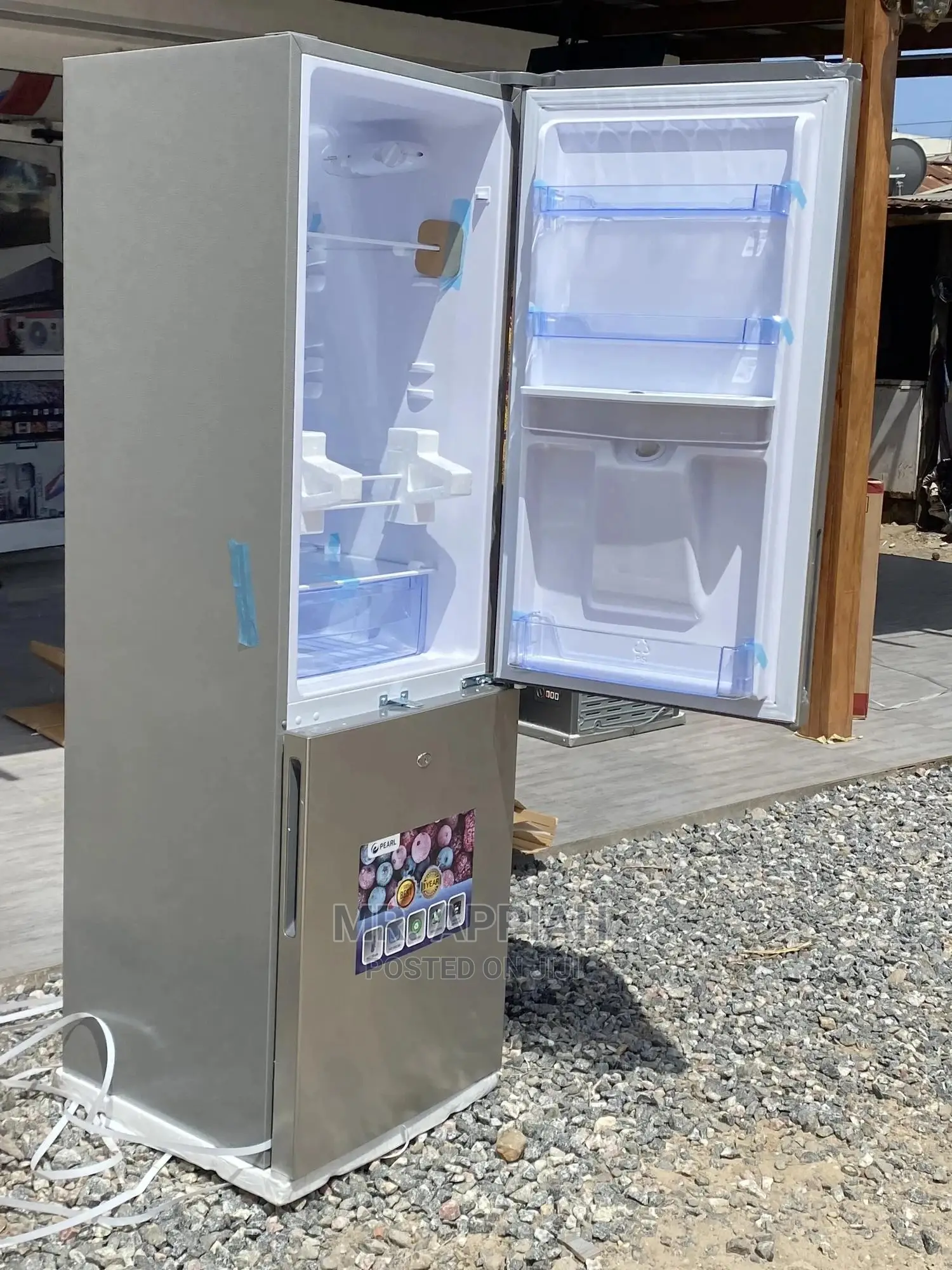 Durable and Affordable Pearl Refrigerator (PF-640IXWD)