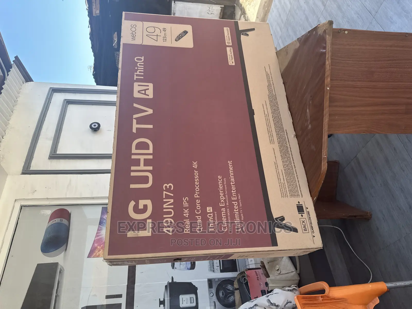 True Cinema  Experience UHD Smart 49”Un73