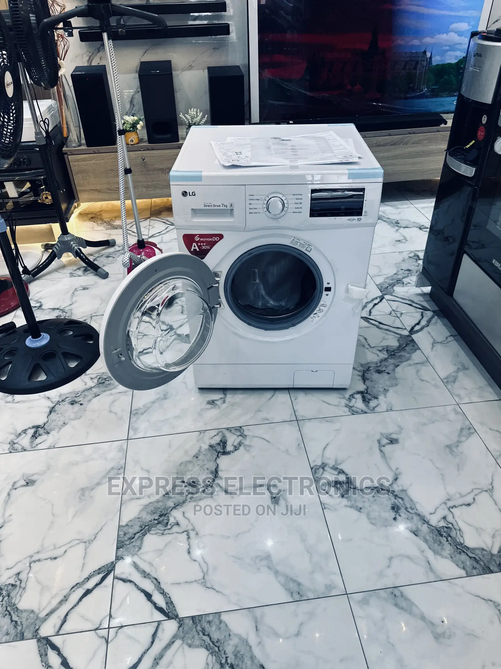 Hot  Cake Sleek LG Washing Machine FH2J3QDNP0 7kg