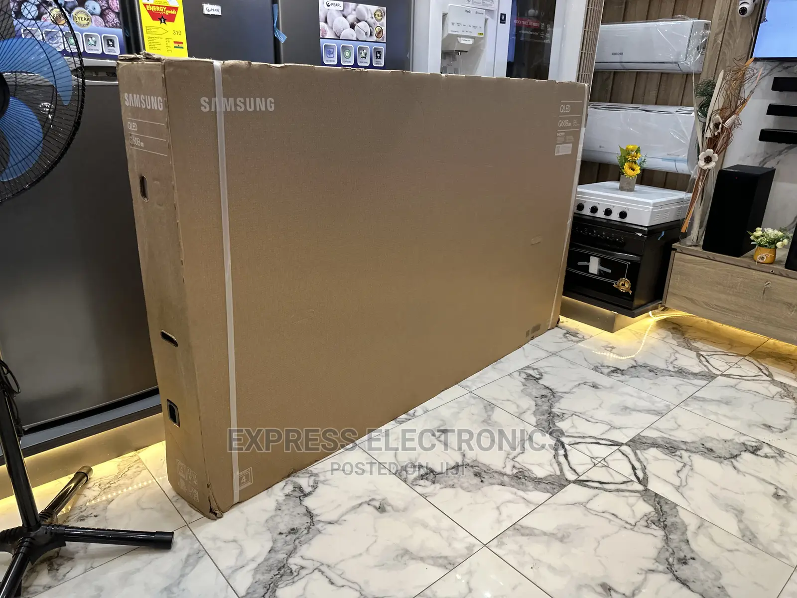 Amazing Deal QLED Q60A 85”UHD Smart Samsung Tv