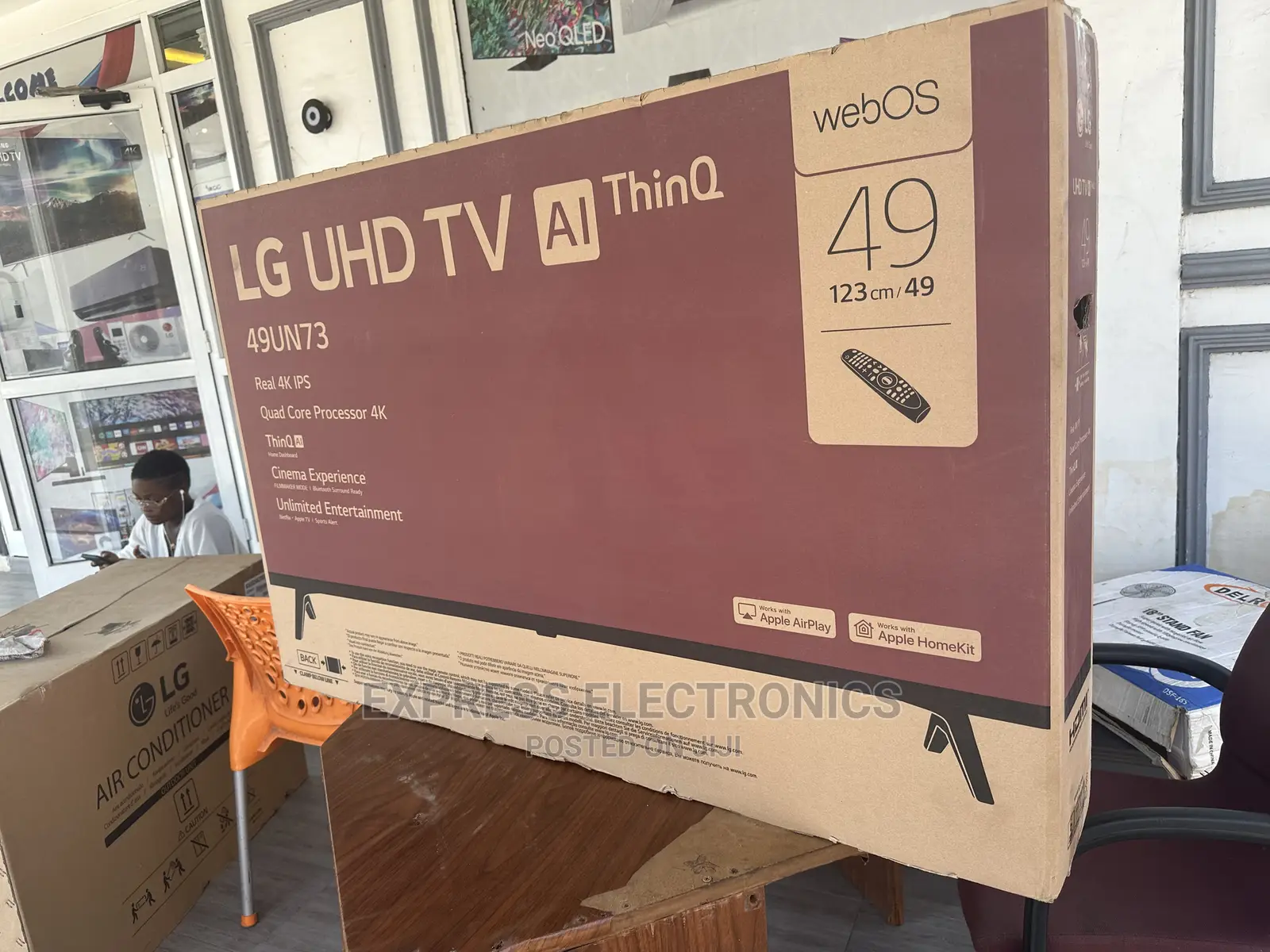 Hot  Coke UHD Smart LG UN7340 49”Tv