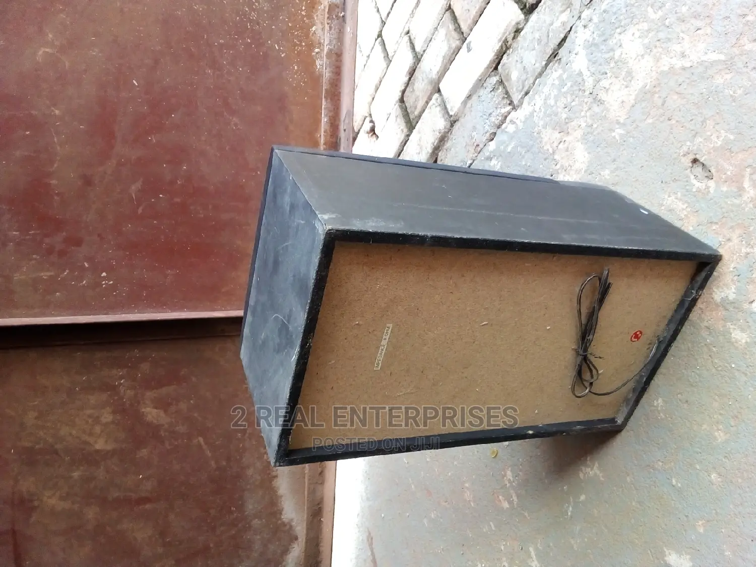 Speaker System 8 Ohms