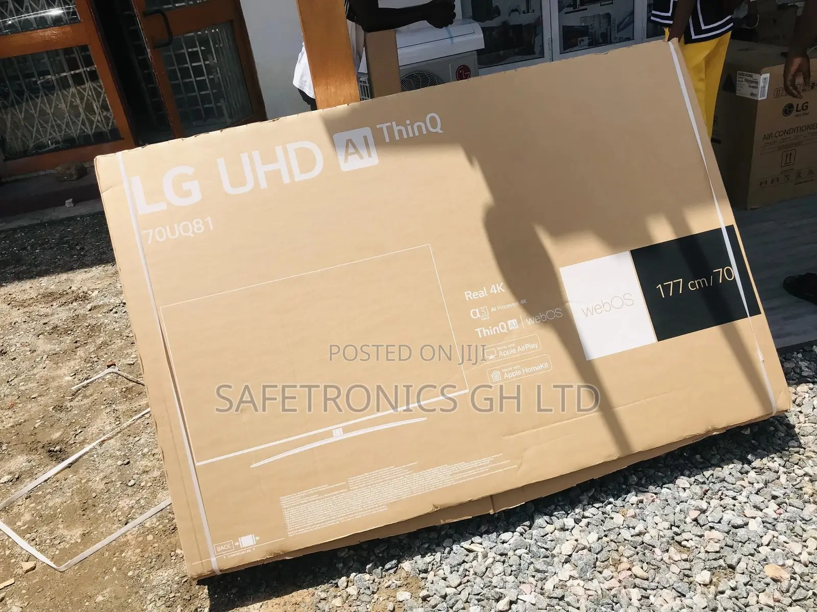 Brand New LG LED Uq81 70'' Smart TV