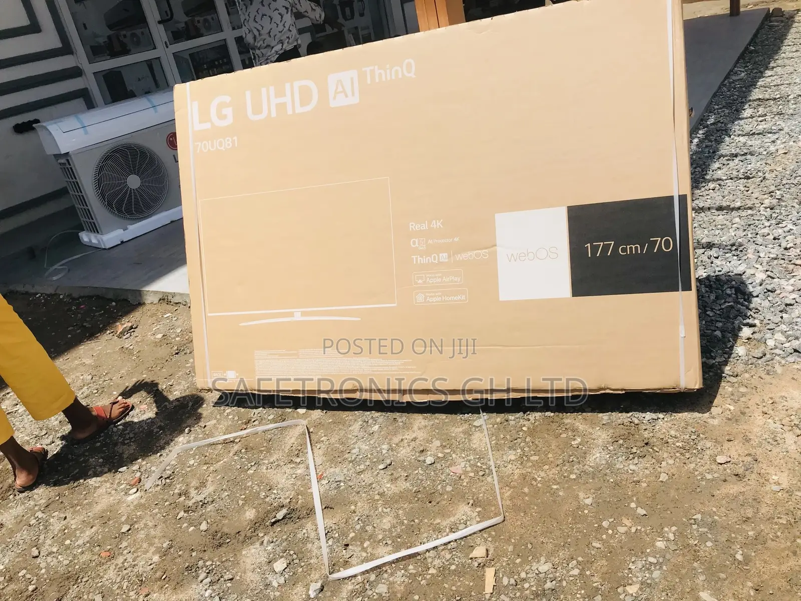 Affordable LG LED Uq81 70'' Smart TV