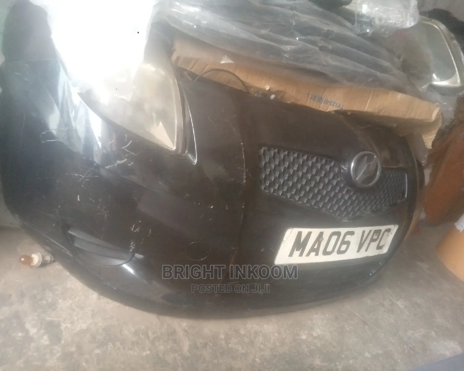 Vitz Front Cut