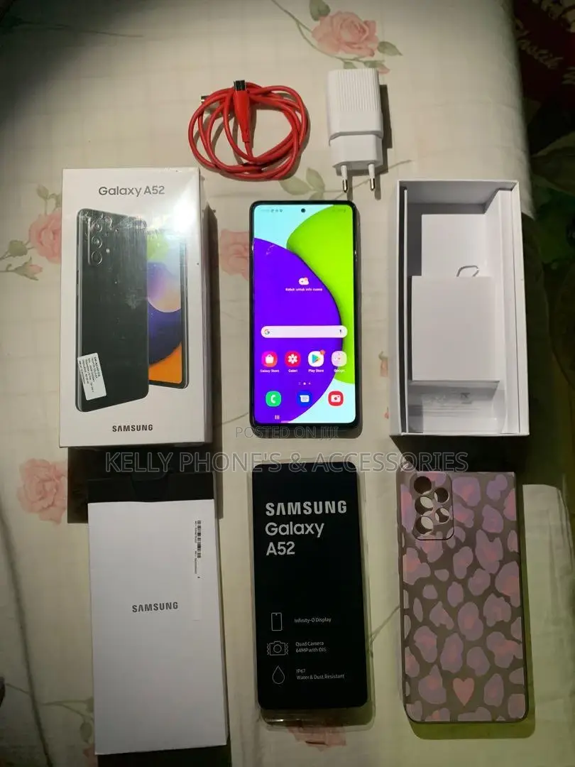 New Samsung Galaxy A52 256 GB Black
