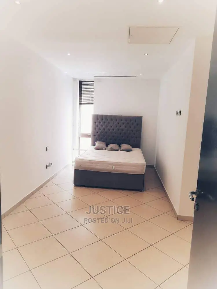 Furnished 3bdrm Apartment in Airport for sale
