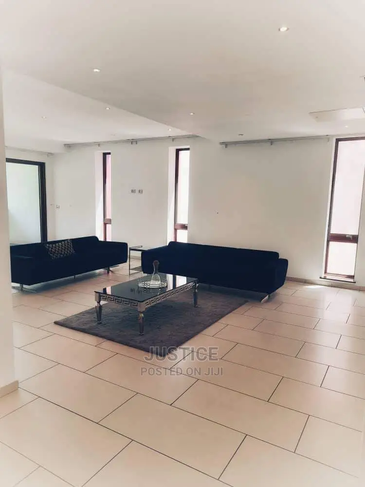 Furnished 3bdrm Apartment in Airport for sale