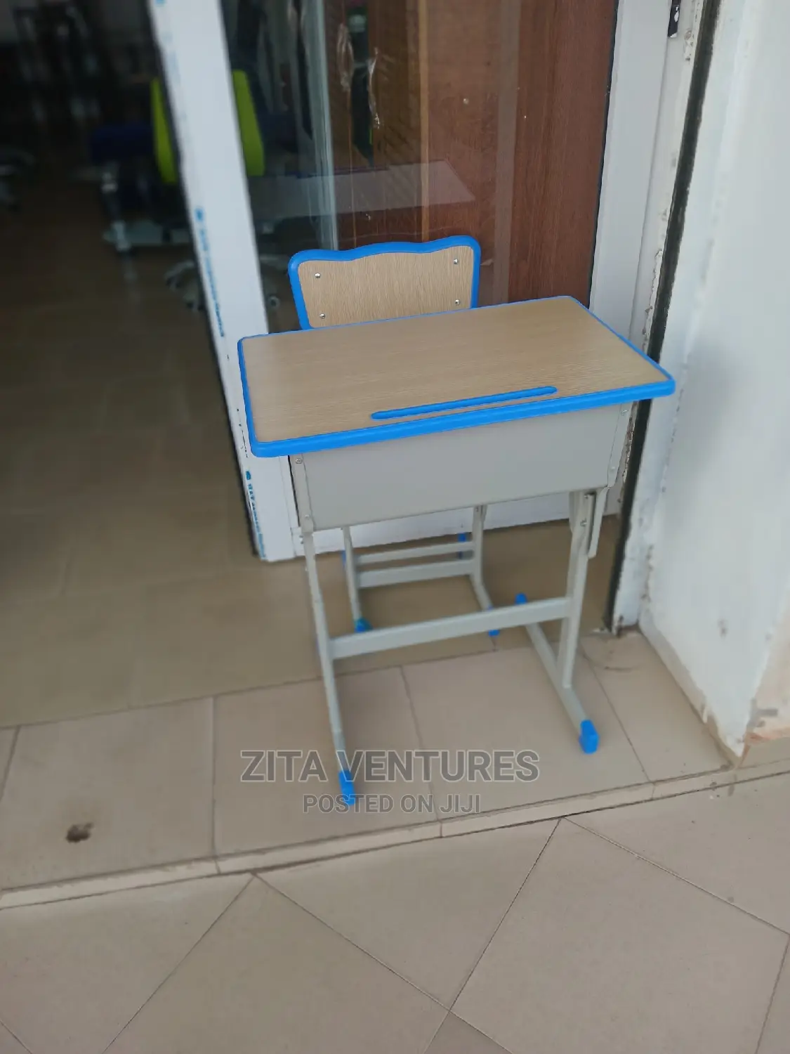 Students Desk