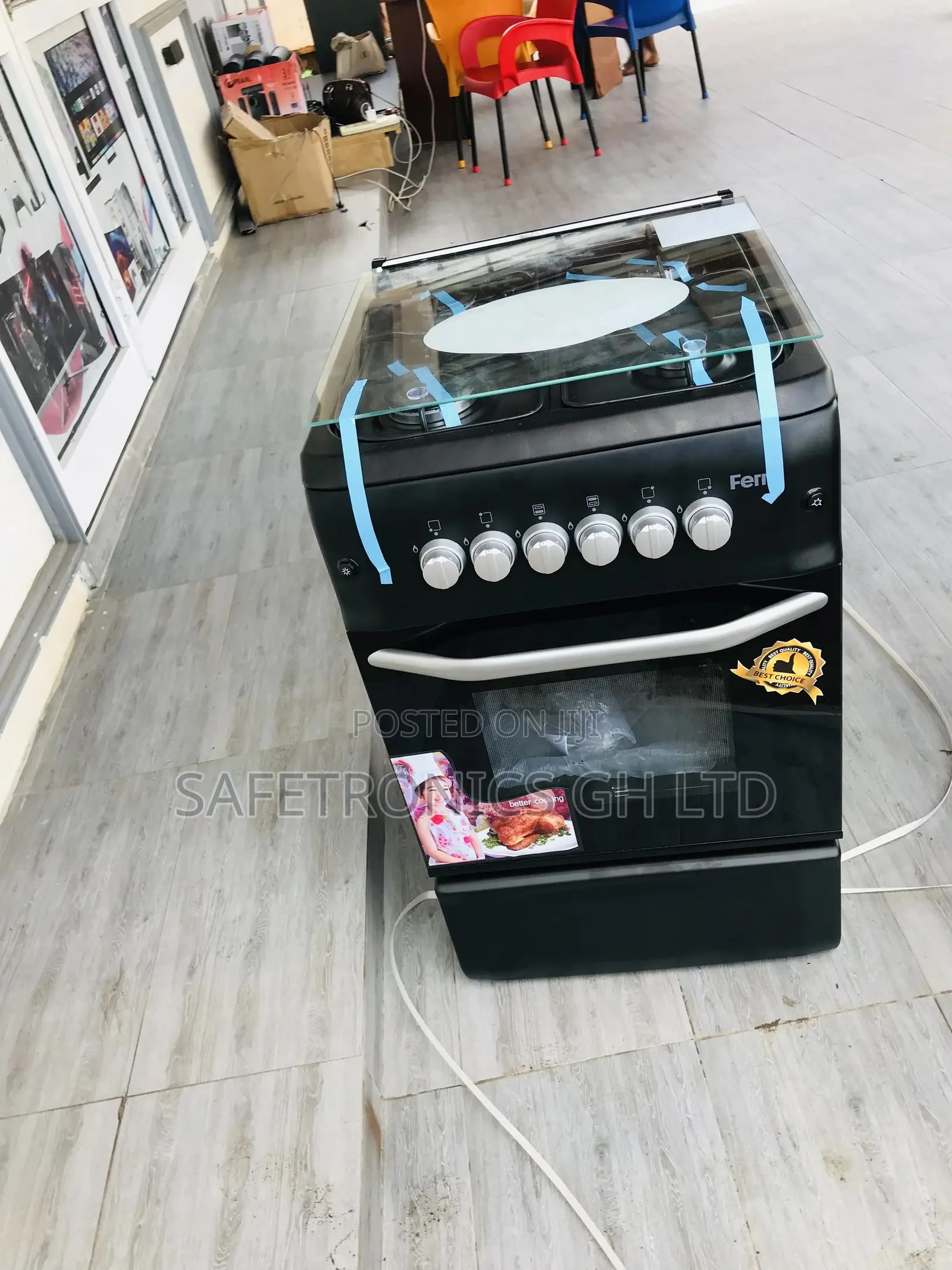 Fast Cooking Ferre Black Gas 4 Burner 50x55 Cooker