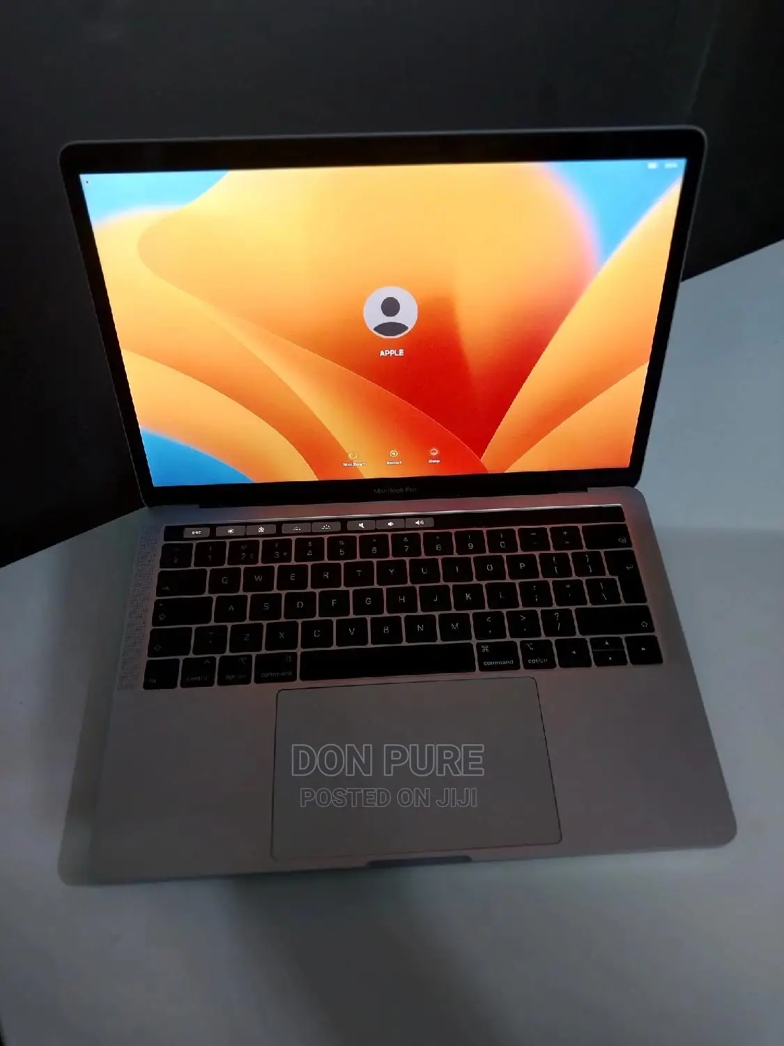 Laptop Apple MacBook 2019 8GB Intel Core I5 SSD 512GB
