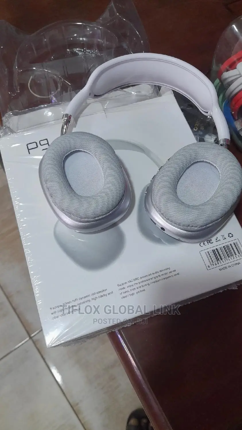 P9 Bluetooth Headset (UK )