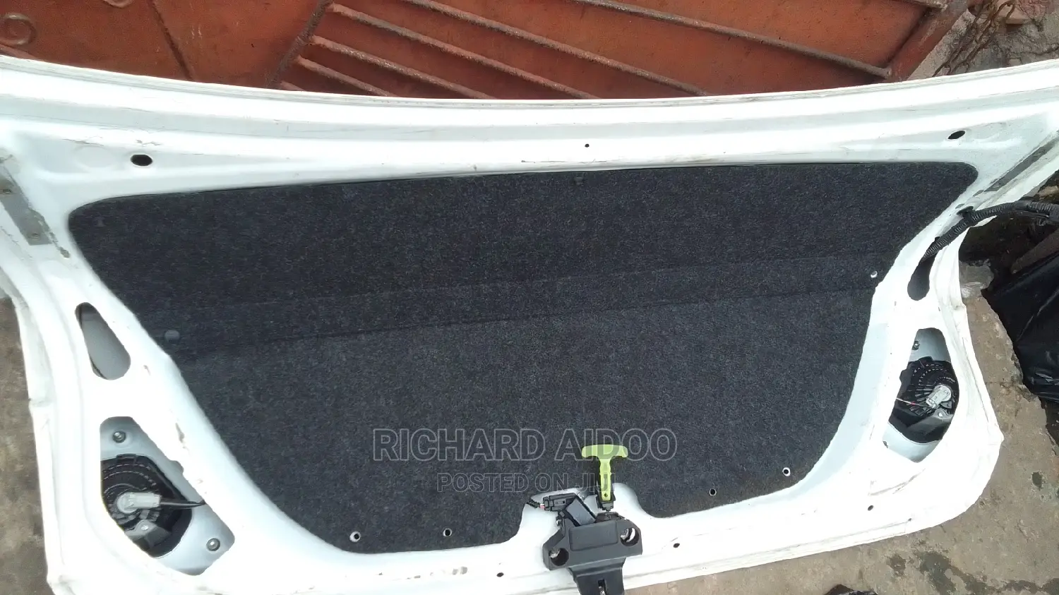 Toyota Corolla 2009/2010 Boot Sport Type Available