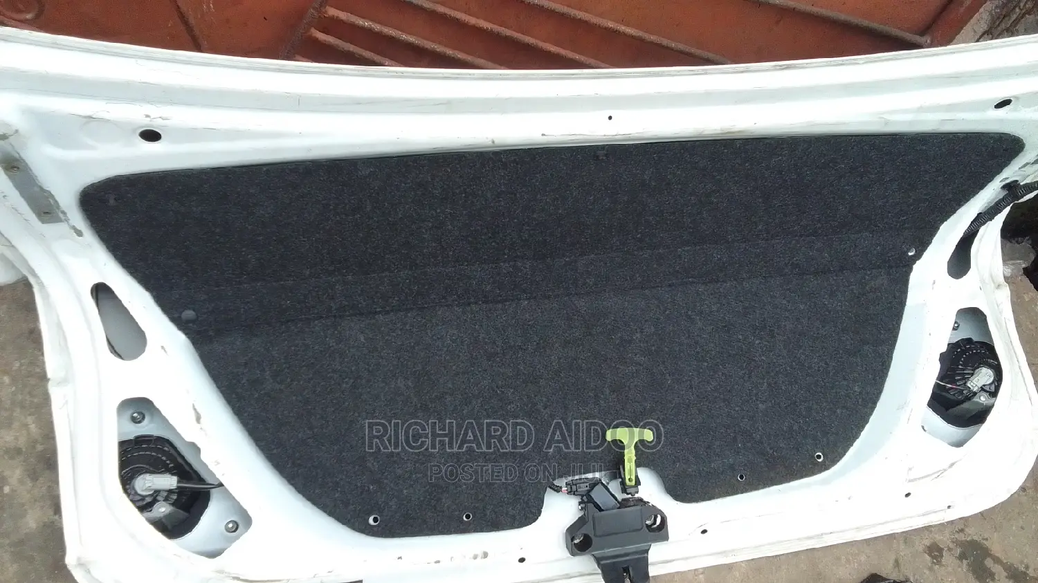 Toyota Corolla 2009/2010 Boot Sport Type Available