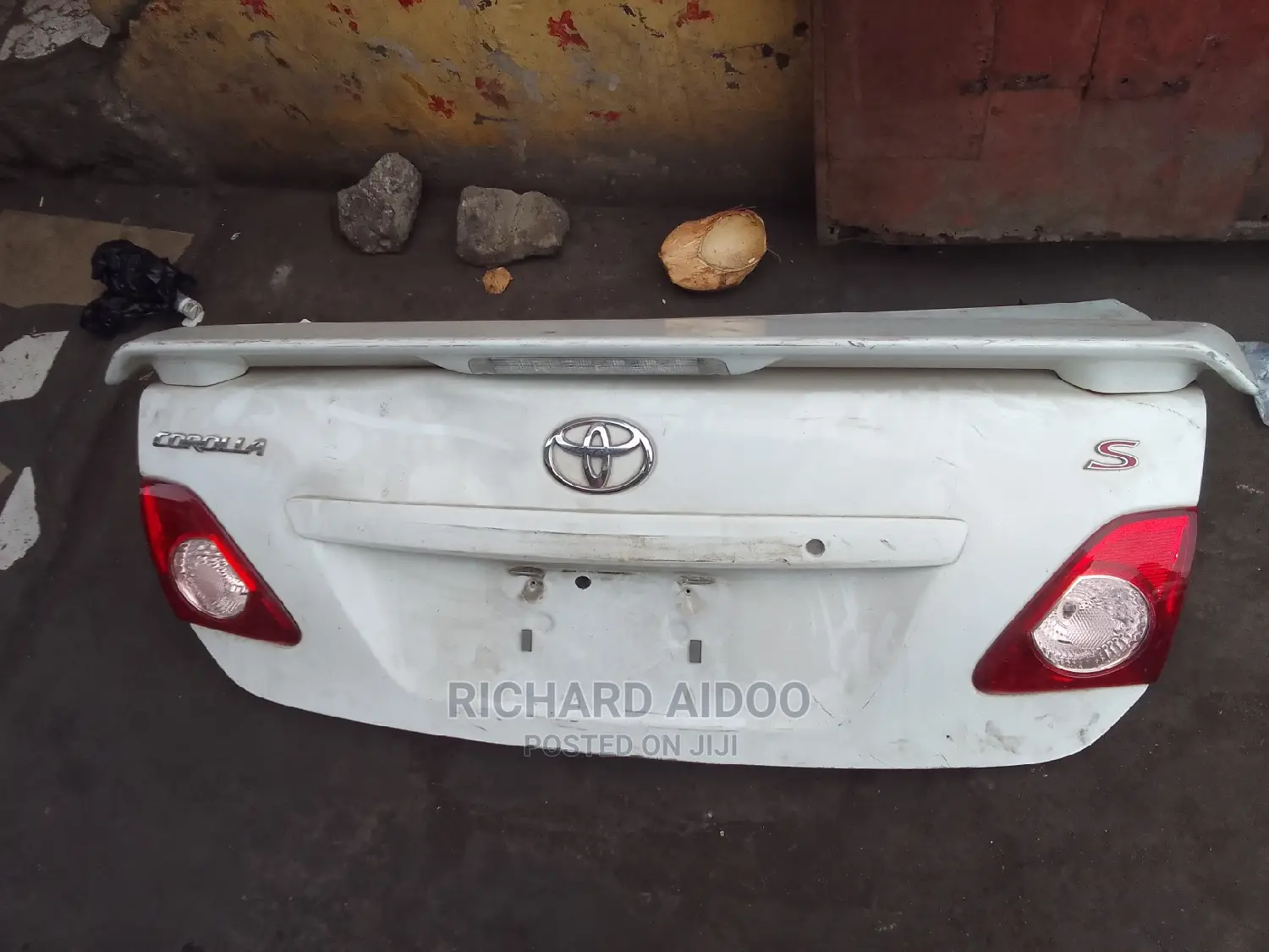 Toyota Corolla 2009/2010 Boot Sport Type Available