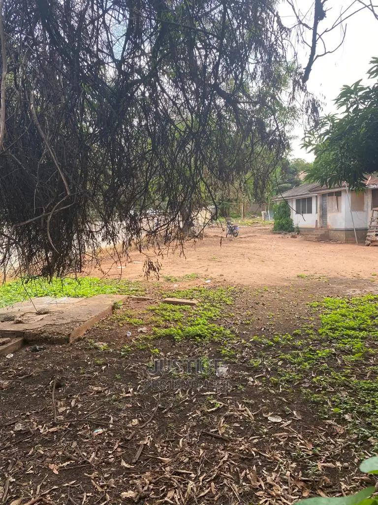 5 Plots With Old Buildings North Ridge