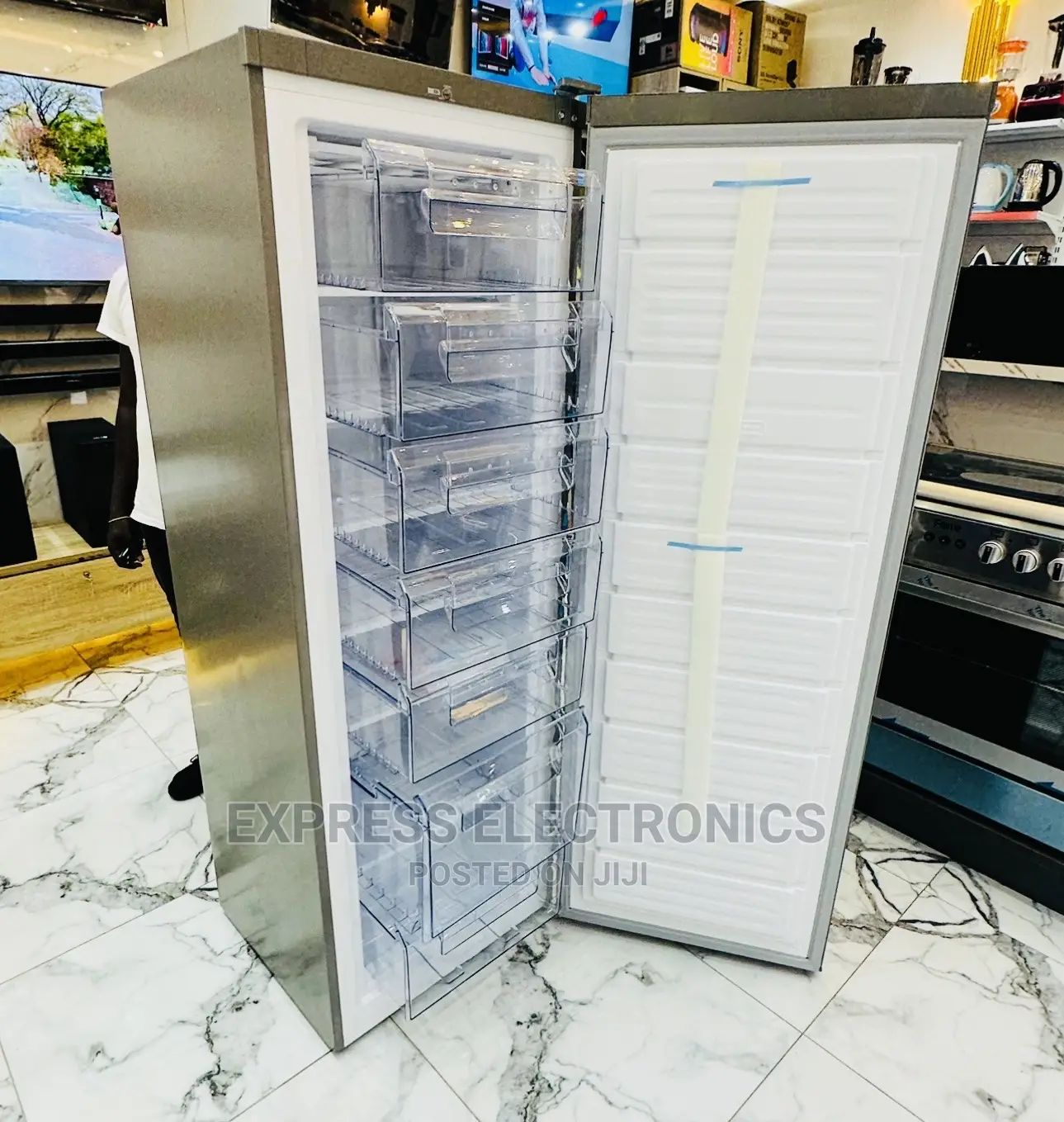 Long Lasting Durability Pearl Puf370 Upright Freezer