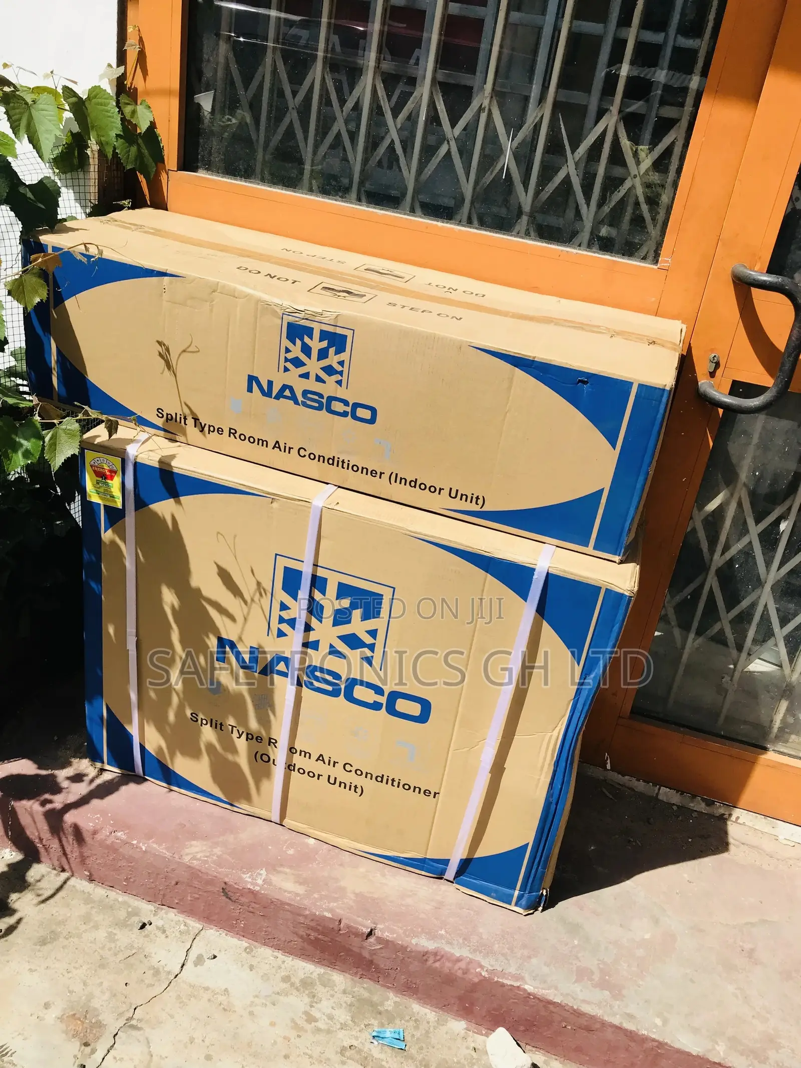NASCO 2.5HP White Model Air Conditioner