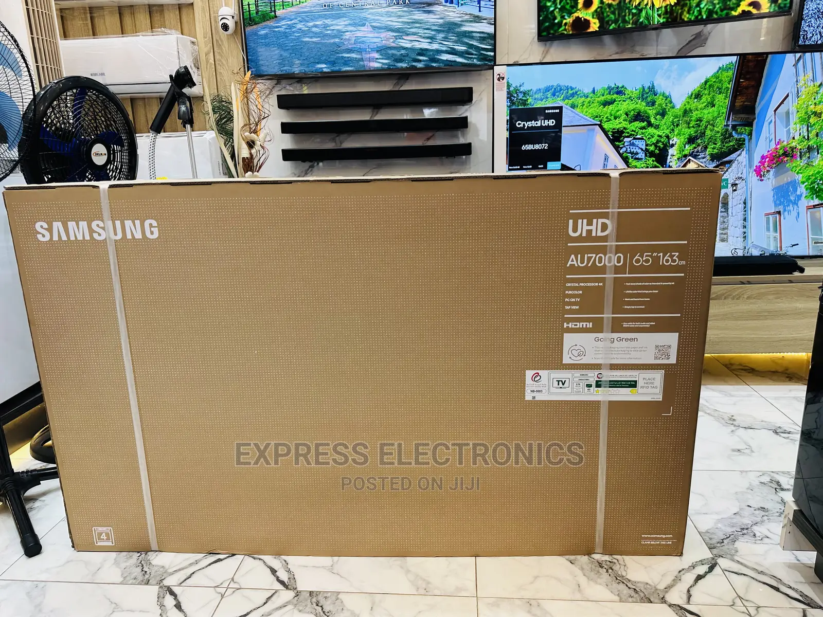 Glossy Sleek Slim Samsung Tv 65”Au7000 UHD 