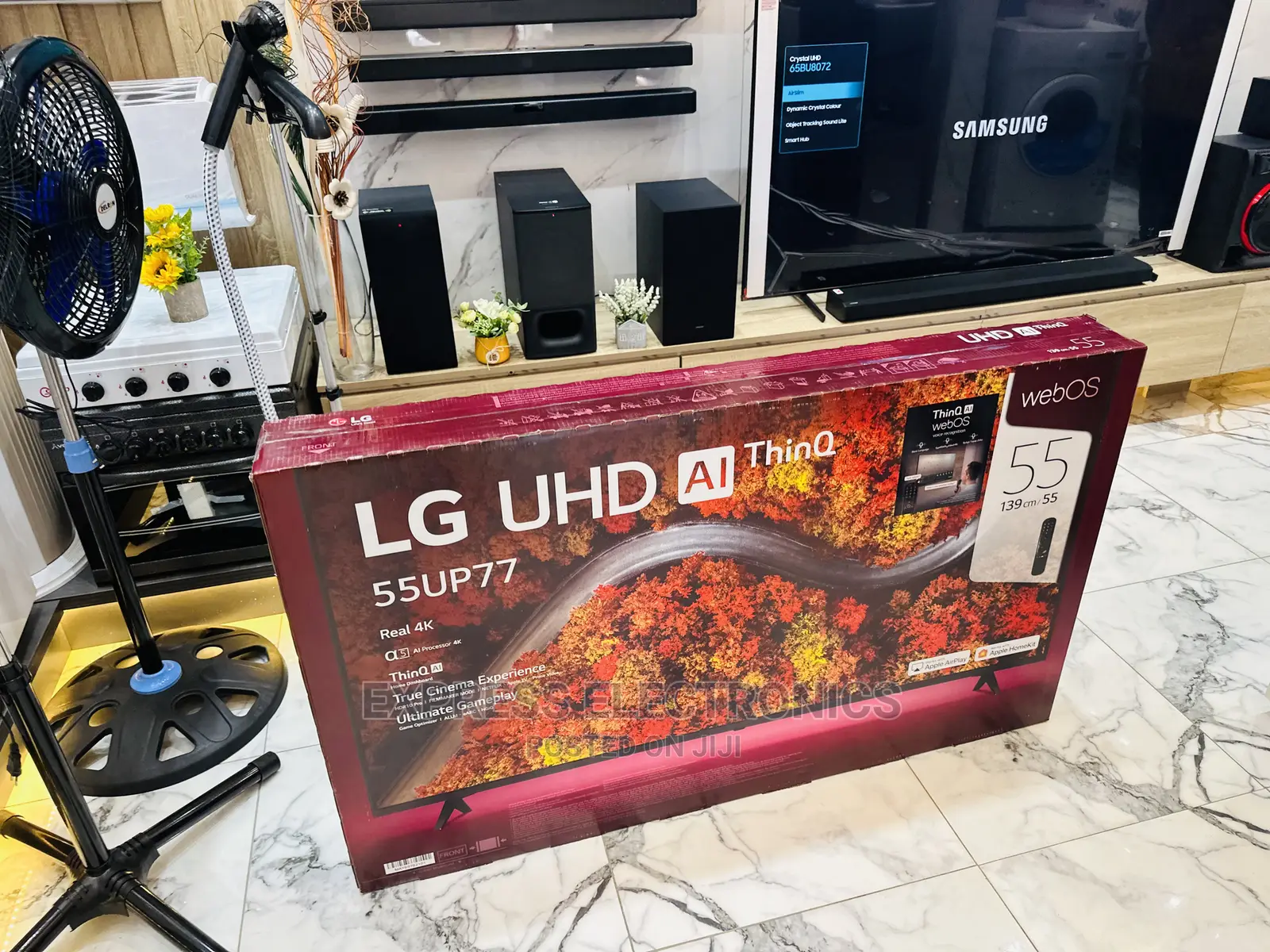 Wide Range Colors LG UHD LED Display 55”Up81