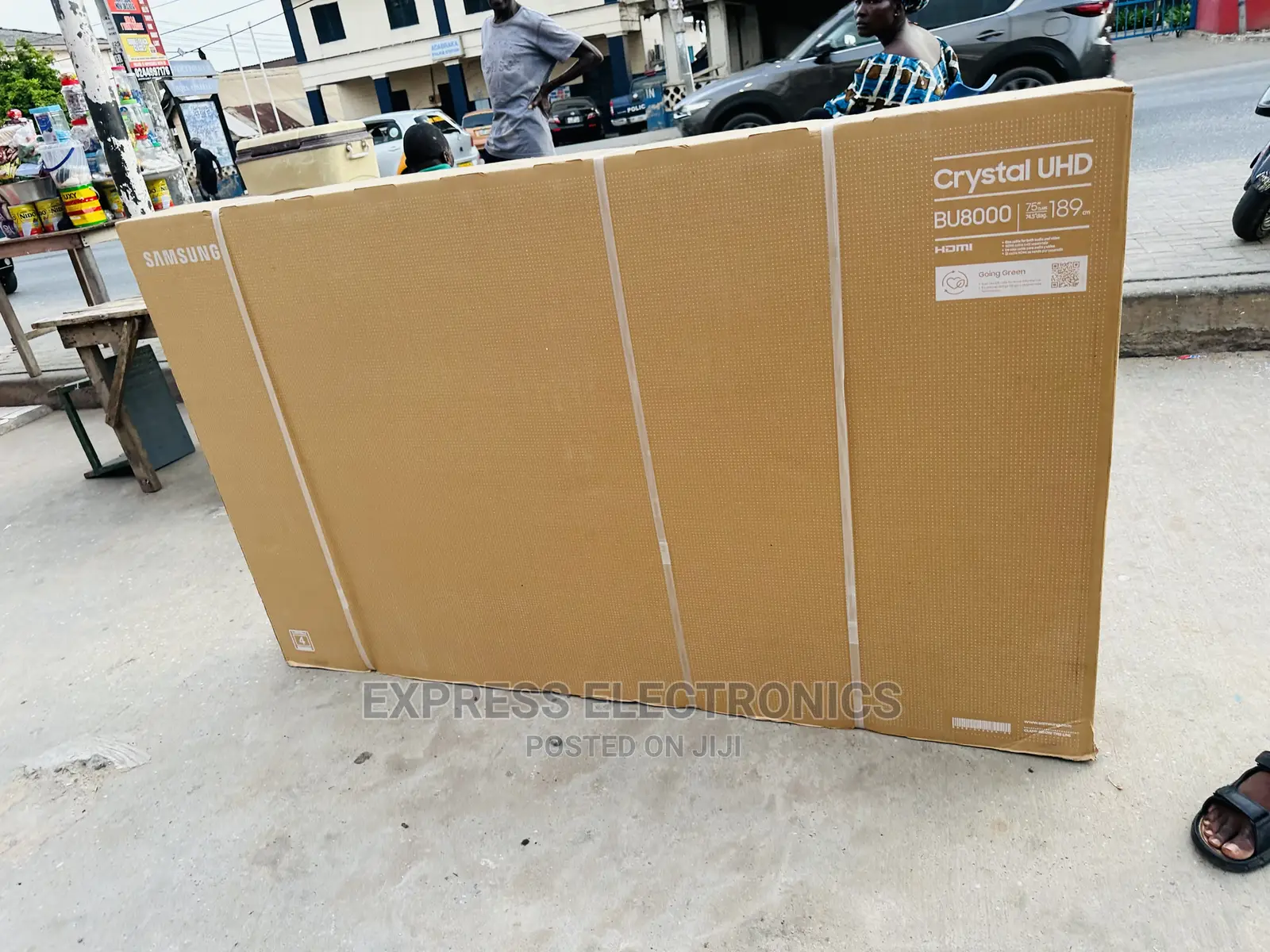 Crisp and Vivid Pictures UHD Samsung 75bu8000 Tv