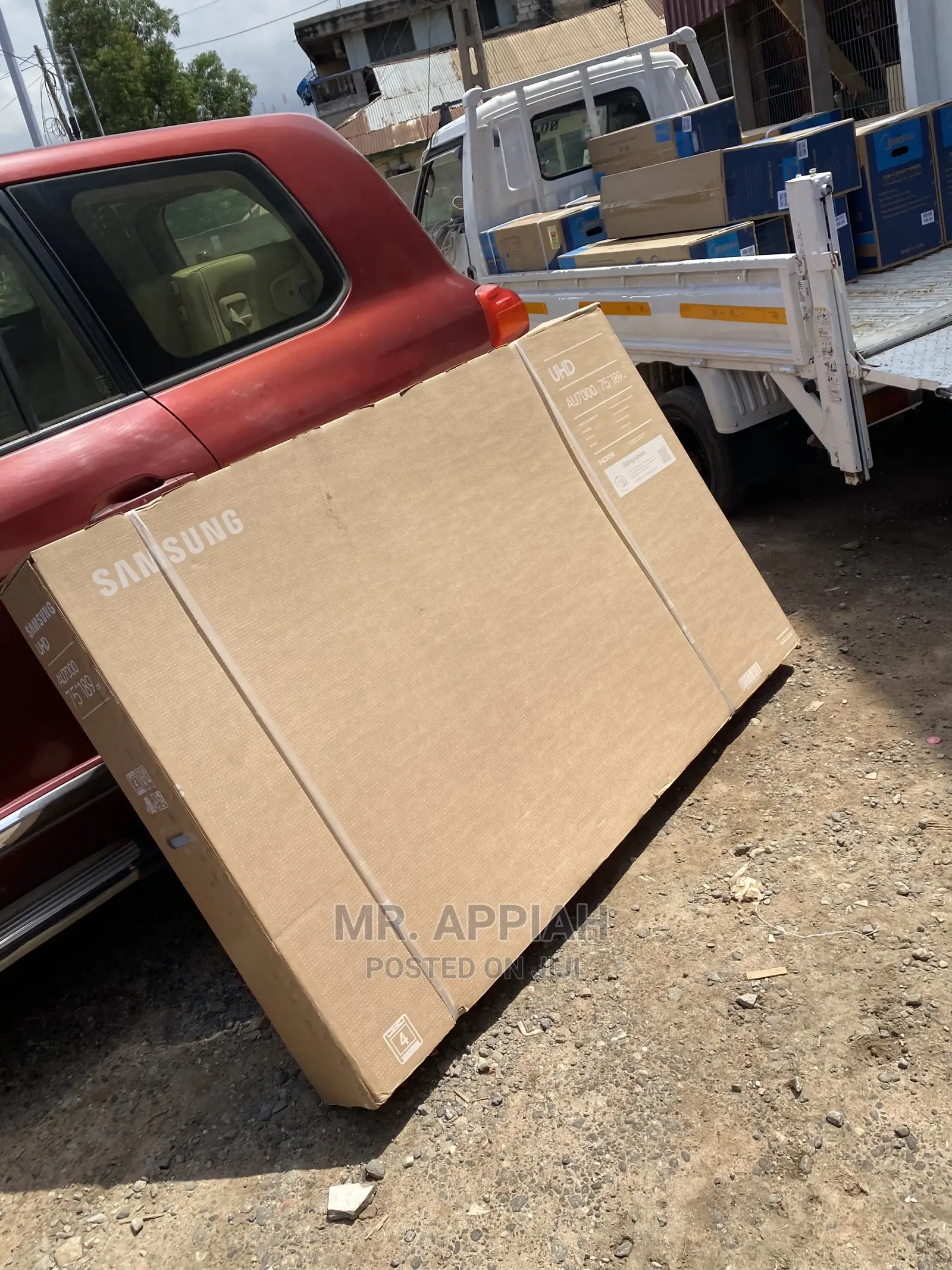 Never a Dull Moment With Samsung 75au7000 Crystal Tv.