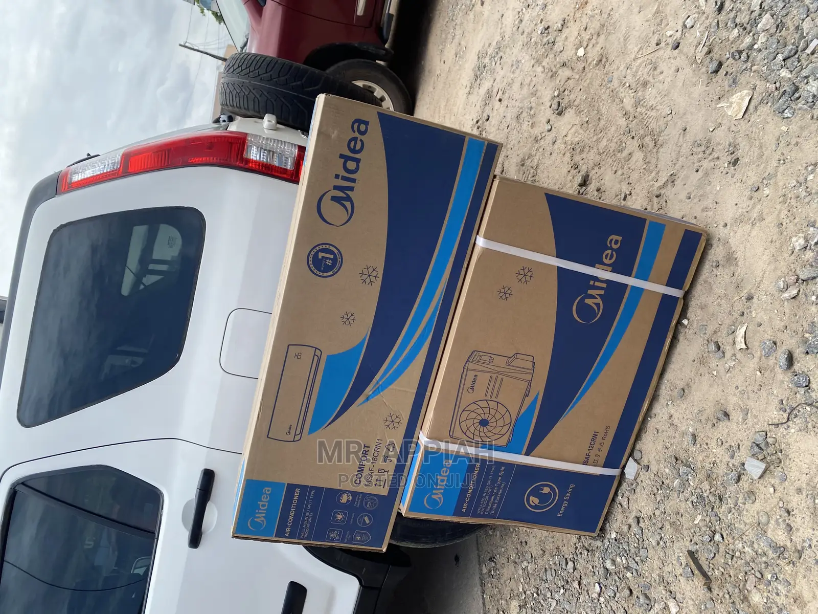 Extremely Chilling Midea 2.0HP Air Conditioner(MSAF-18CRN1)