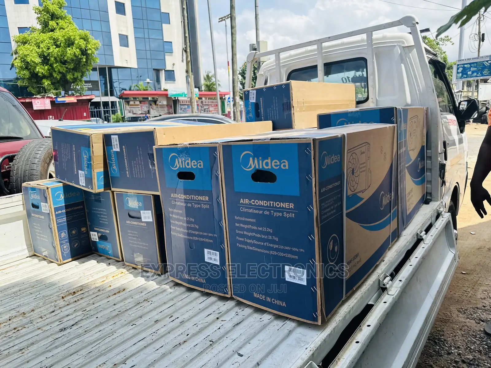 Airslim Ultra Unique Split R410 Gas Midea 2.5hp AC